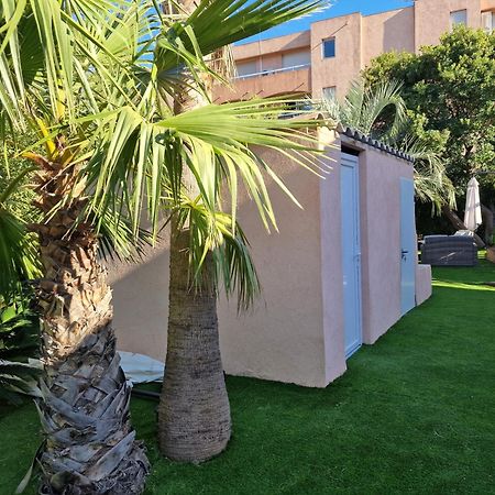 Haut De Villa A 700 Metres De La Plage, Totalement Independant Et Accessible Par Un Escalier Exterieur Sainte-Maxime Exteriér fotografie