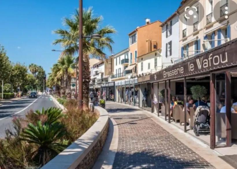 Haut De Villa A 700 Metres De La Plage, Totalement Independant Et Accessible Par Un Escalier Exterieur Sainte-Maxime Exteriér fotografie